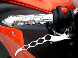 Chrome Diamond Cut Out Grips with Grooved Bar Ends Universal Fitment