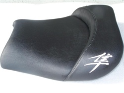 Hayabusa Custom Shaped Drag/Show Front Seat Chrome Embroidering